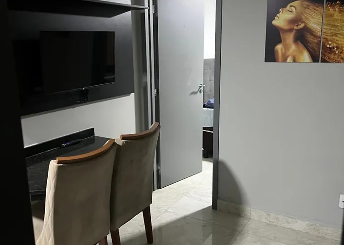 Flat Alto Padrao Com Ar, Piscina E Academia